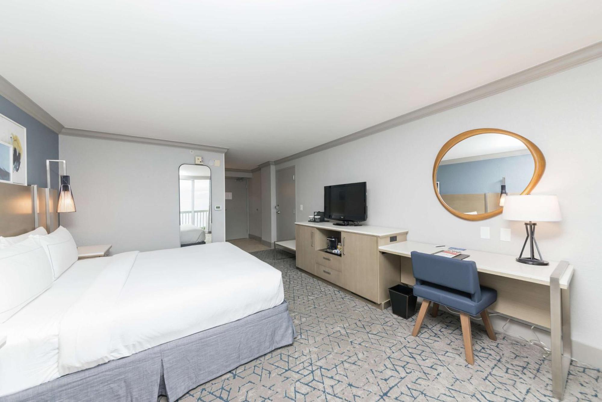 Hilton Melbourne Beach Oceanfront Экстерьер фото