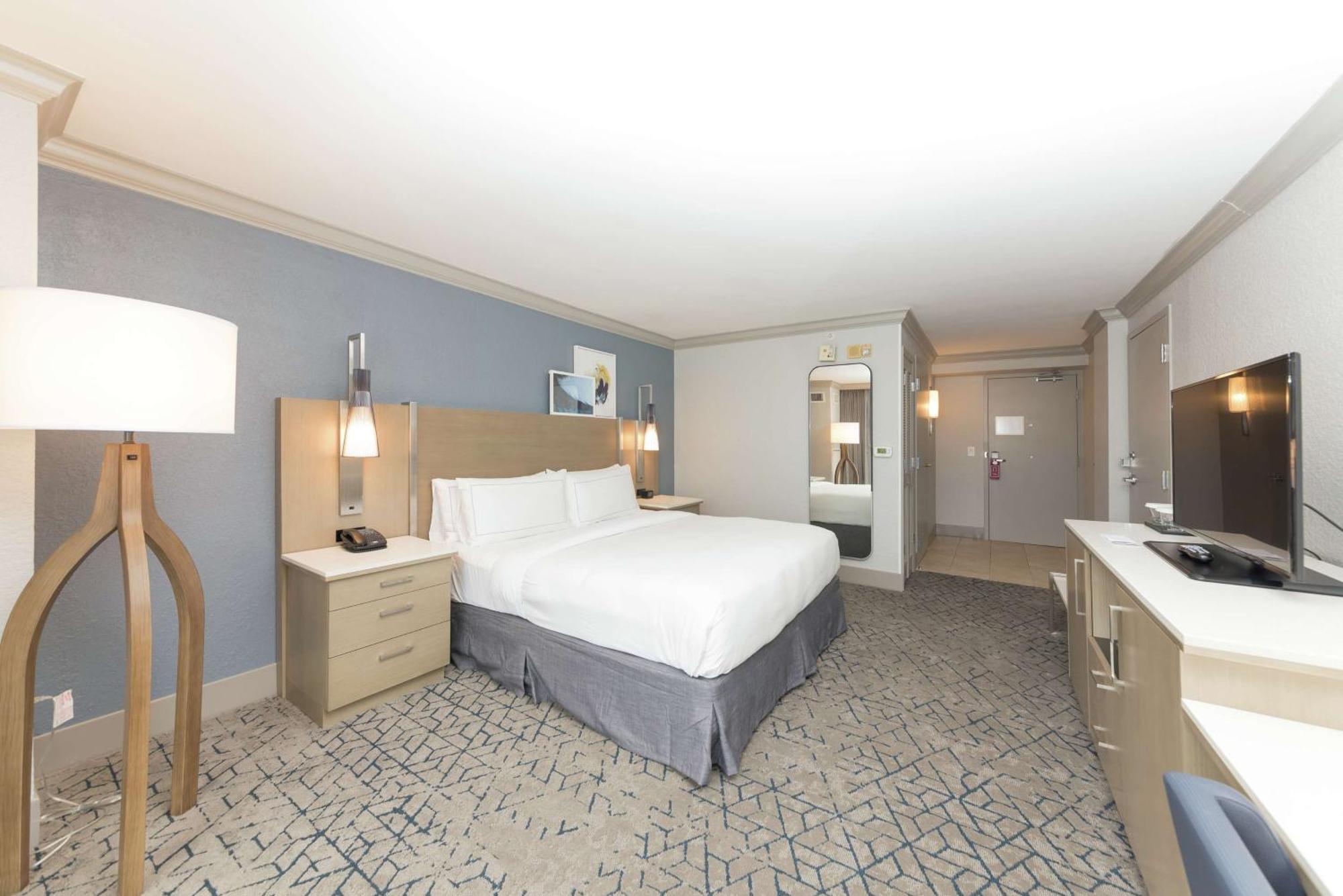 Hilton Melbourne Beach Oceanfront Экстерьер фото
